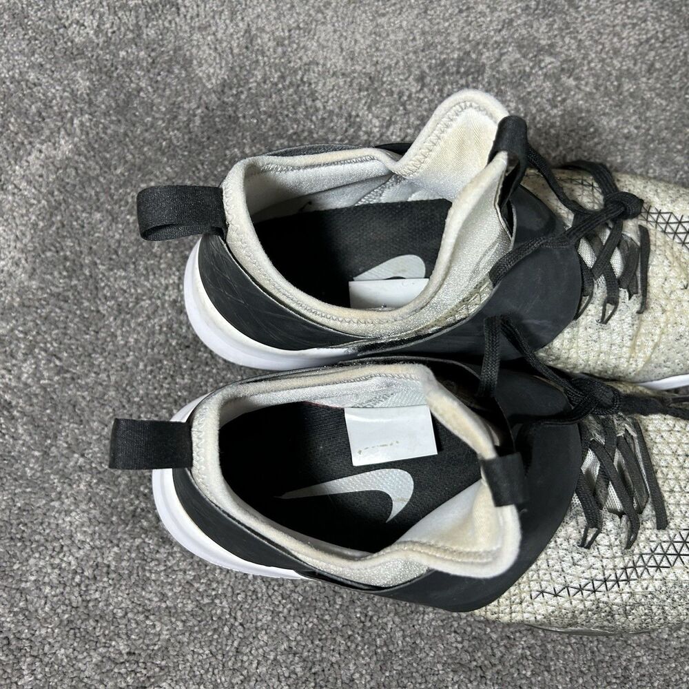 Nike Air Zoom Strong 843975-100 Women’s Sz 9.5 Gray Athletic Running Shoes Used - Picture 10 of 12